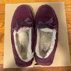 S6 Purple Moccasins UGG
